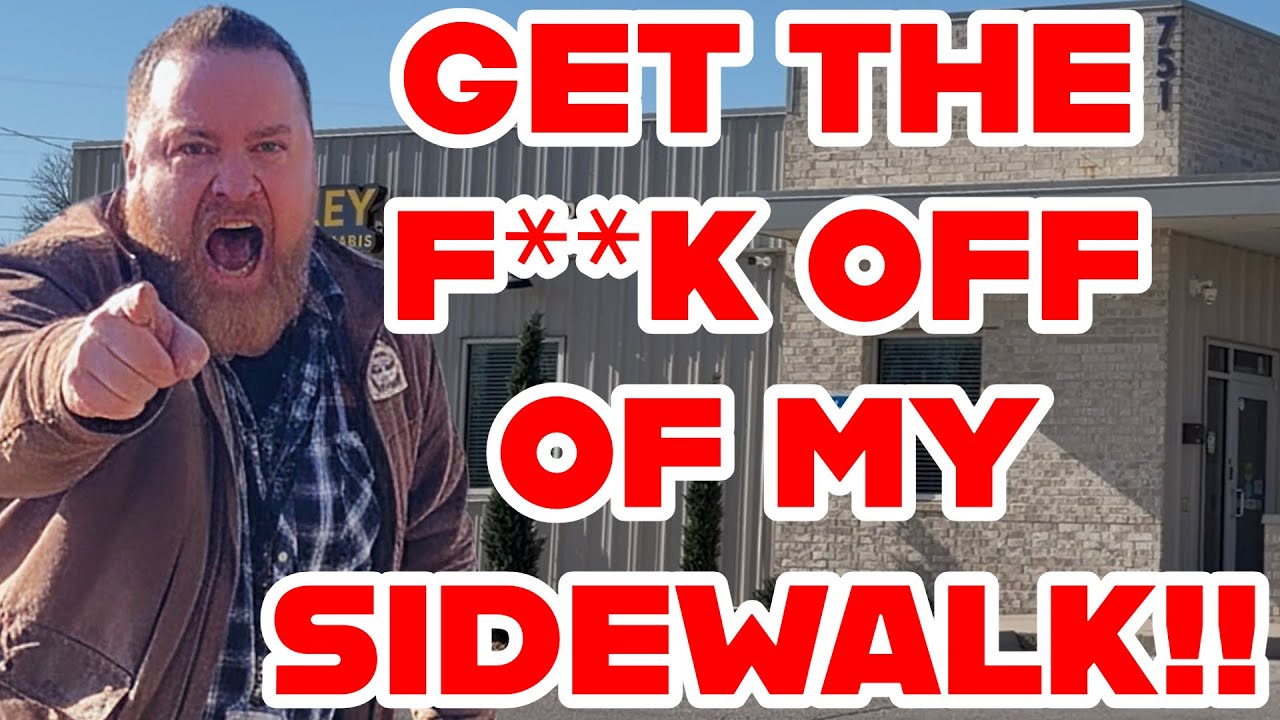 CRAZY Karens FREAKOUT On 1A Auditor Recording DISPENSARY!! INSANE!!!