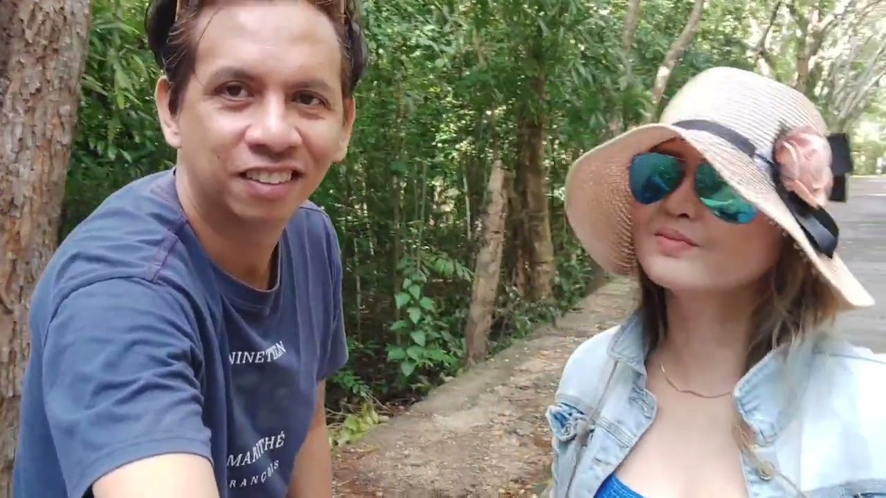 Siquijor day 2 : Lazi port, Lazi church and salagdoong beach