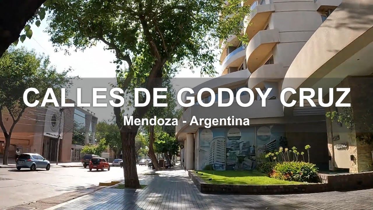 Walking Tour - Calles de Godoy Cruz - Mendoza - Argentina