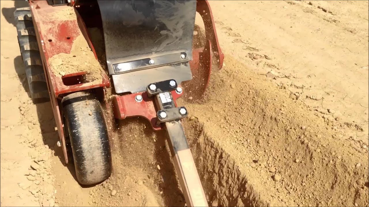Ditch Witch RT24 demo