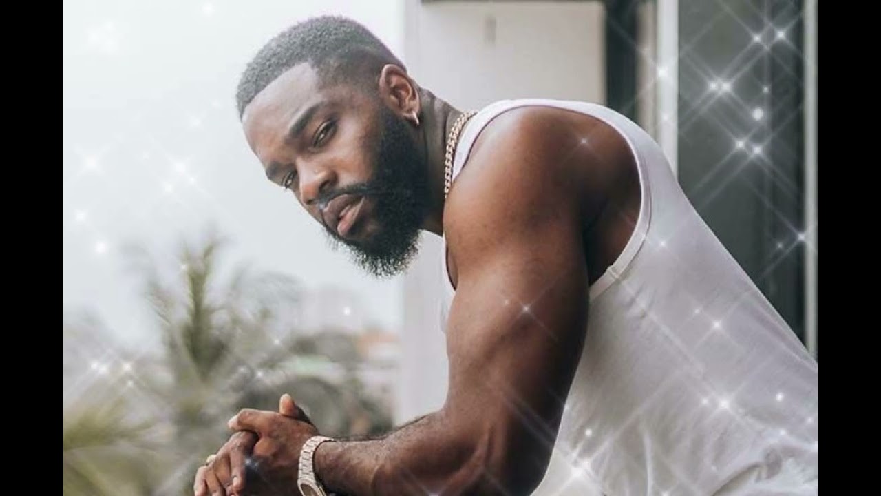 Tayc - Notre chanson ne finit jamais (clip officiel)