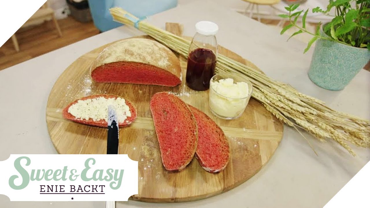 Rote-Beete-Minz-Brot: Alvara Fischer zeigt besondere Kreation | Sweet & Easy - Enie backt | sixx
