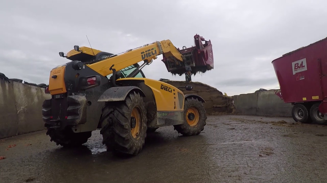 Dieci Agri Star 40.7 With BvL Mixer Wagon