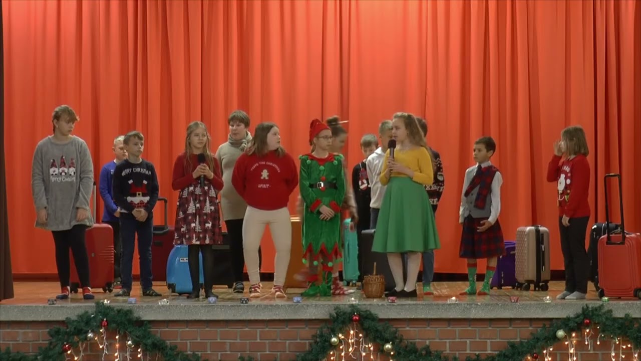 2025-12-19 Karácsonyi műsor az iskolában
