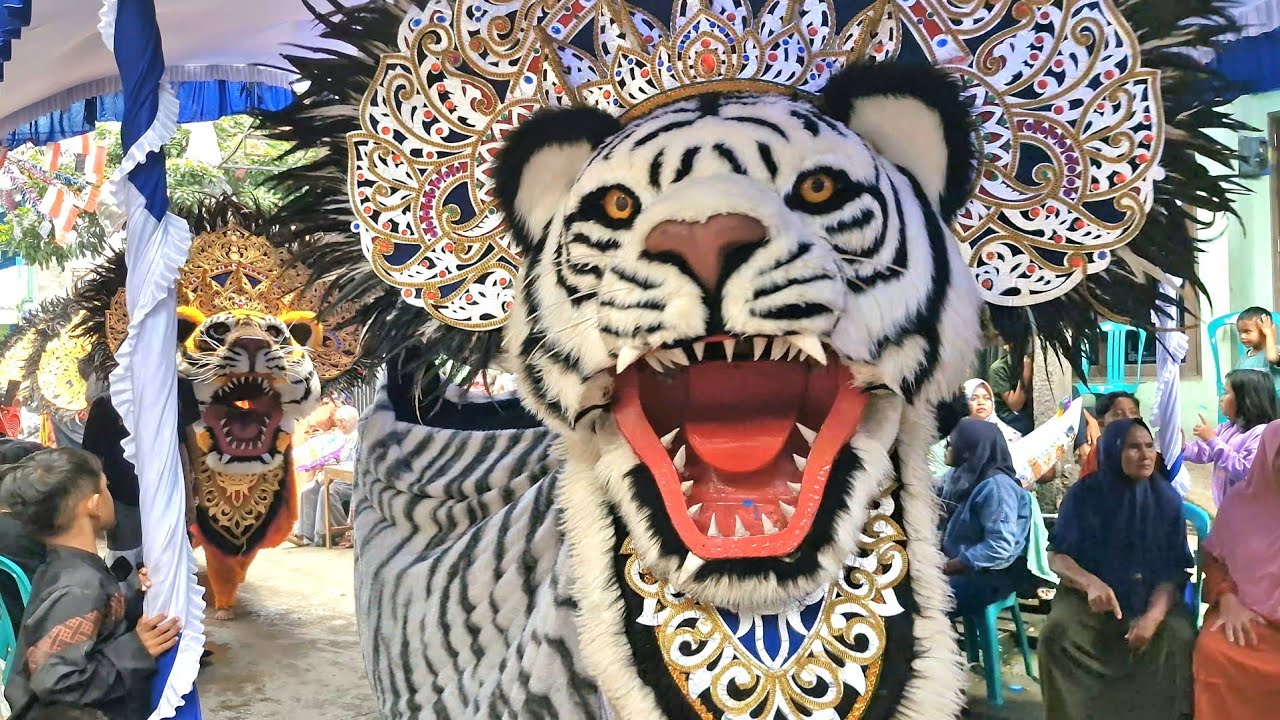 Barongan Mosak Masik Sekar Mulya Jaya di Karangtengah Demak