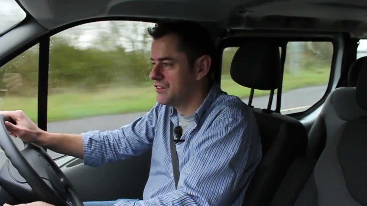 Обзор Renault Traffic Passenger
