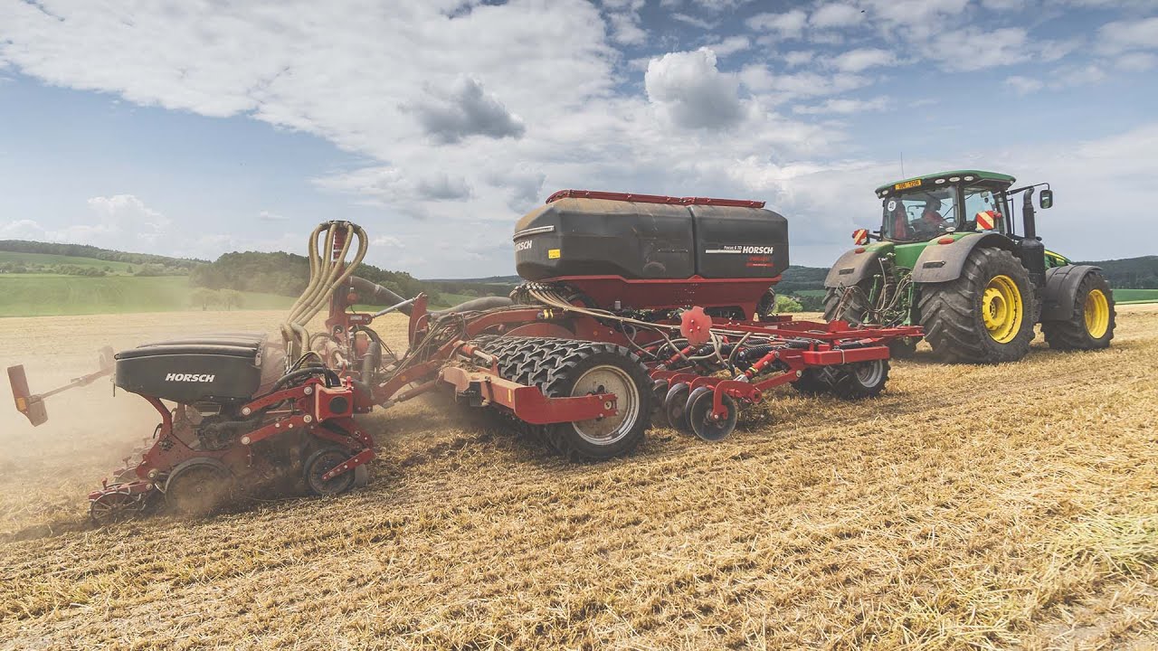Striptillové setí kukuřice s John Deere 8370R & Horsch Focus 6.75 TD & Maestro 8 RV - DEMO Pekass