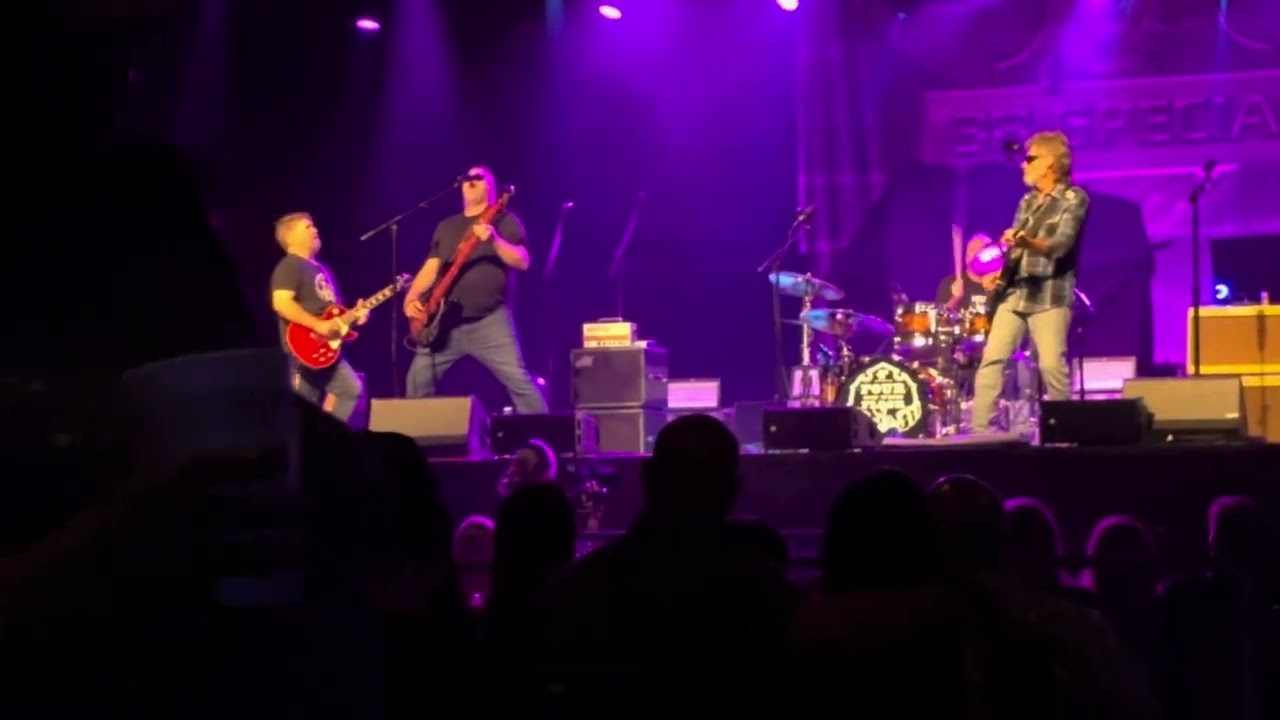 Four On The Floor opening for 38 Special in El Dorado, AR