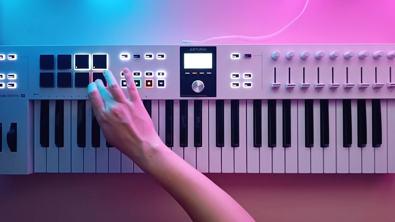 Robbie Williams - Feel (Cover) | Arturia KeyLab Essential mk3