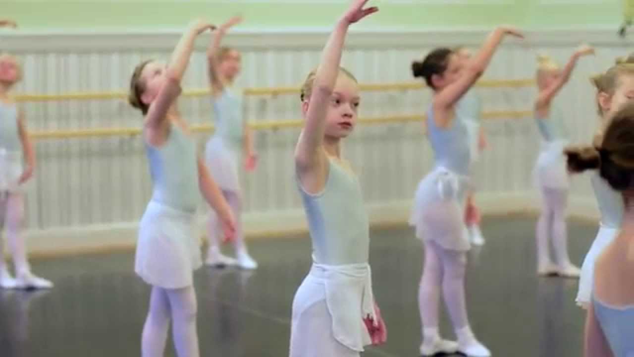 Balettikoulu Sinikellon esittelyvideo 2014