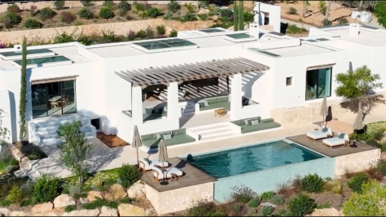 Impressive Blakstad finca in the heart of Ibiza for sale - Santa Gertrudis