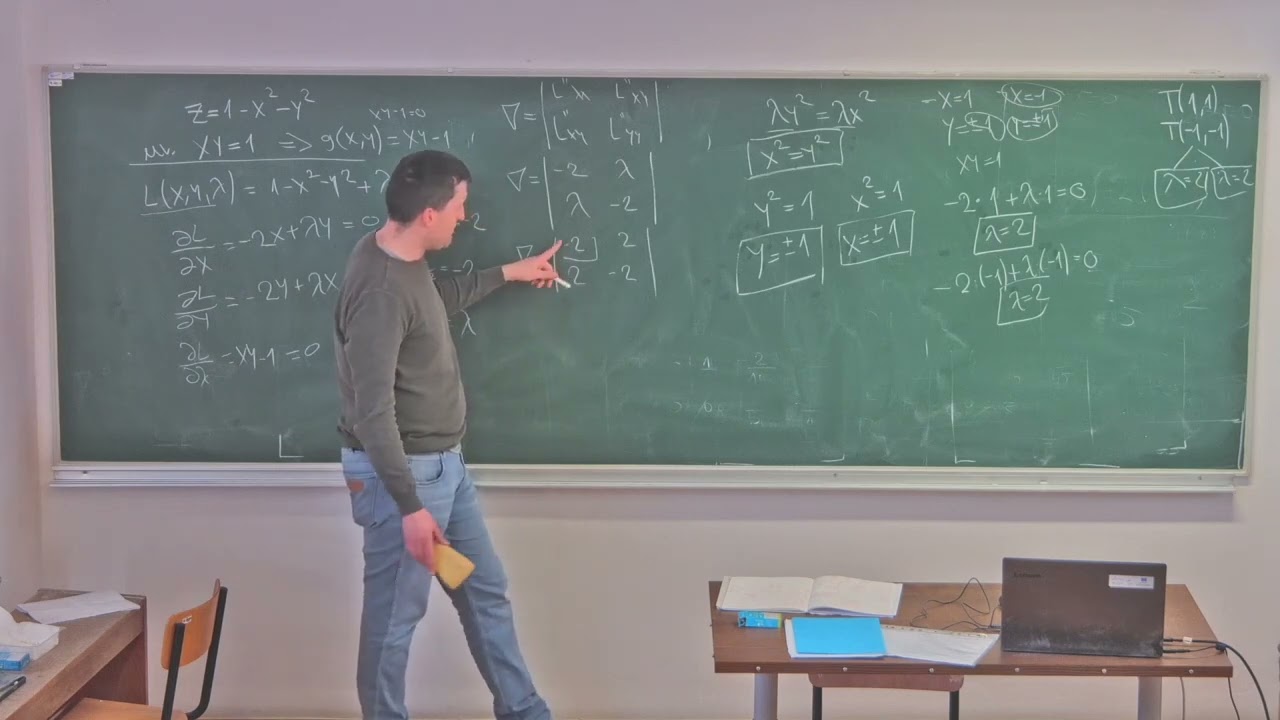 Matematička analiza - vezani ekstremi funkcije više varijabli, tangencijalna ploha na ravninu