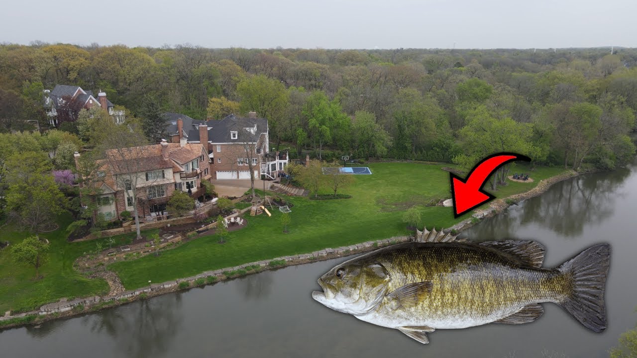 URBAN River Fishing for Smallmouth Bass (Fishing Behind Million Dollar Homes!)