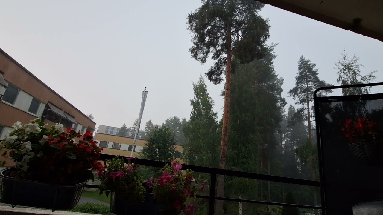 MERELTÄ NOUSI KOVA UKKONEN. Thunderstorm 30.8.2024 Pietarsaari(Finland)