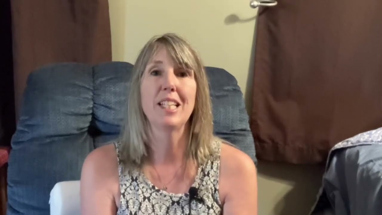 Update of postmenopausal ovarian cyst after third ultrasound