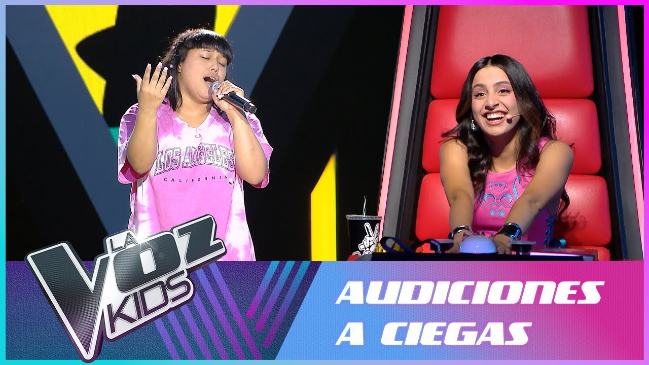 Luisana Texeira canta 