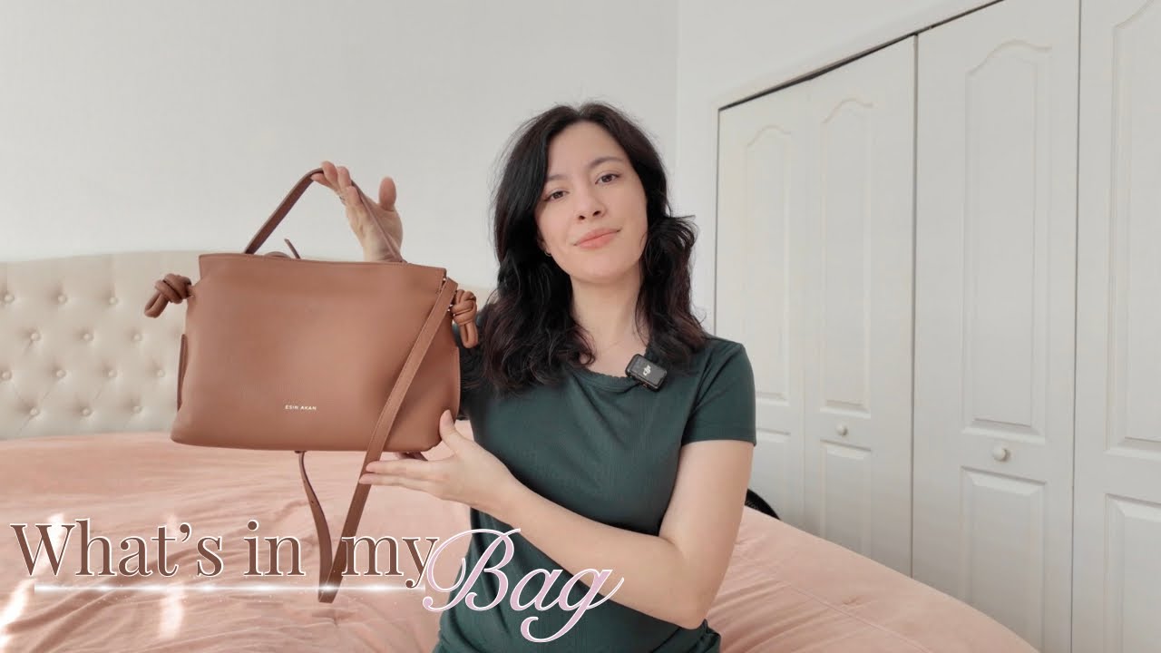 What’s in my bag l Esin Akan