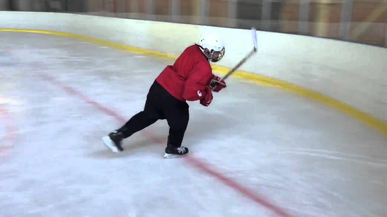 Skating Vasiliy Ponomarev