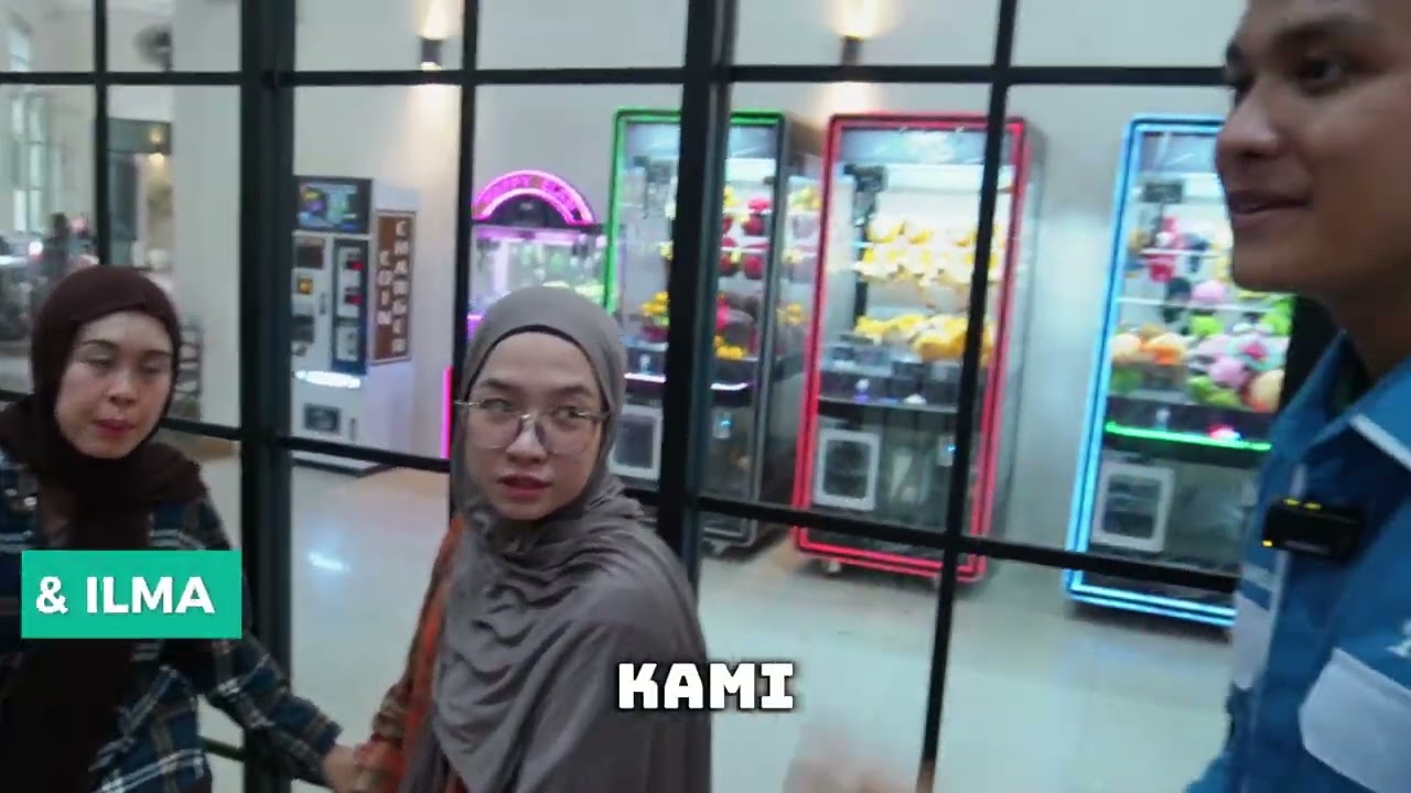 WAWANCARA PENGGUNAAN BAHASA INDONESIA YANG BAIK DAN BENAR. Kelompok 1
