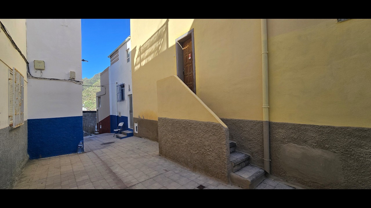 EC073 PISO A REFORMAR EN VALLESECO 139.900€