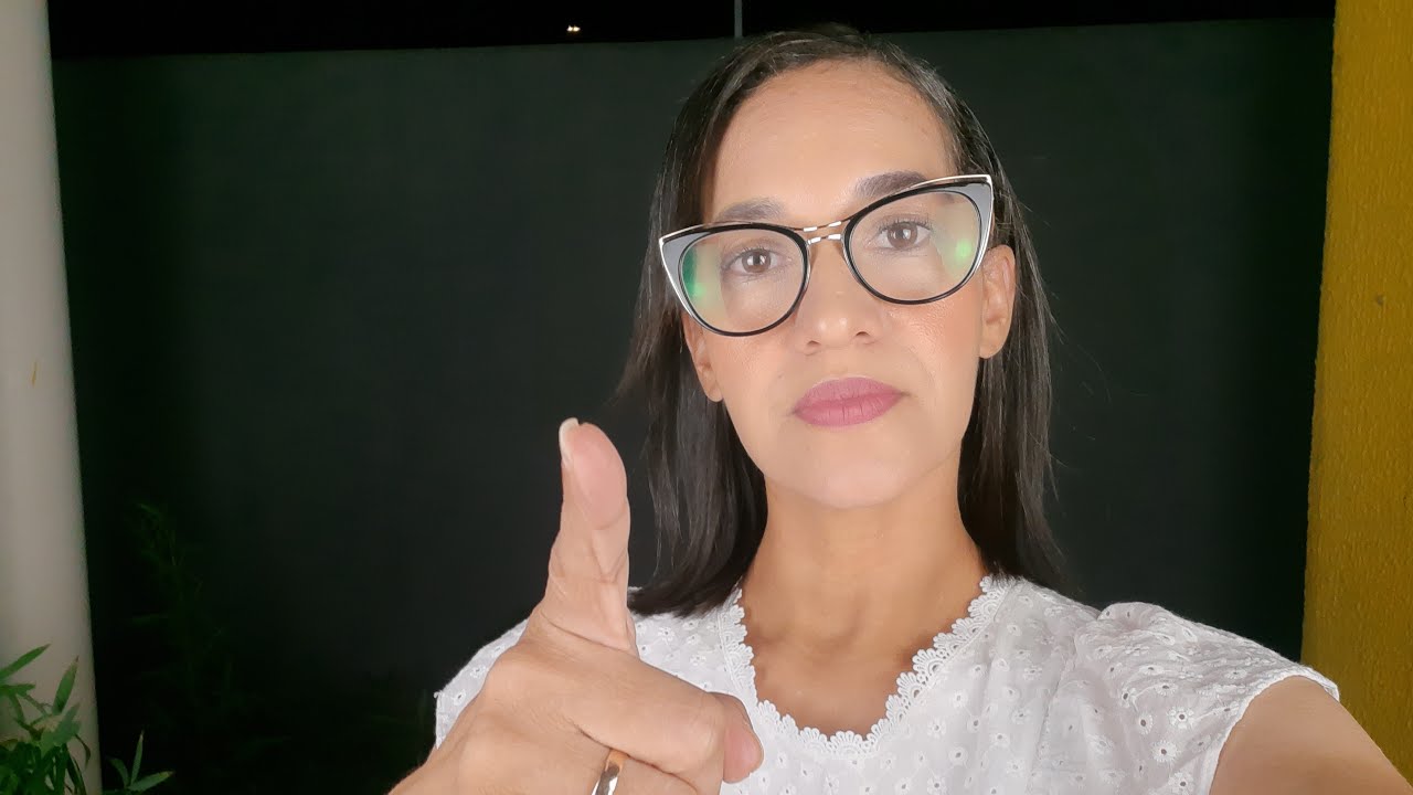 Tem gente com muita inveja de vc e querendo viver a tua vida. Algo vai mudar!!!