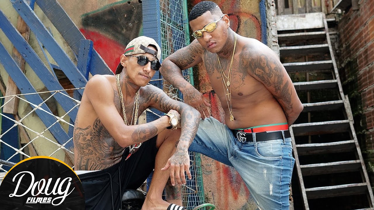 MC Pkzinho e Mc Diki - Se quer Guerra Eu quero em dobro (CLIPE OFICIAL) Doug FIlmes