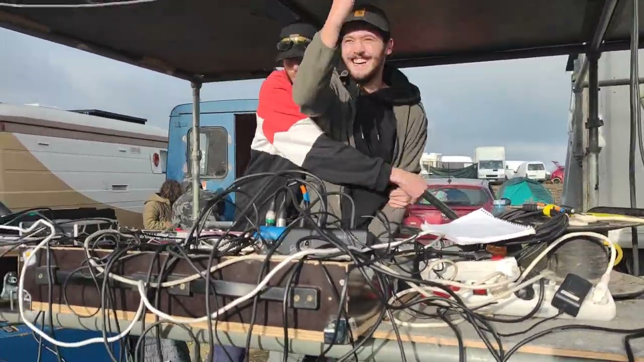 Hornet connexion ( live des jumeaux)