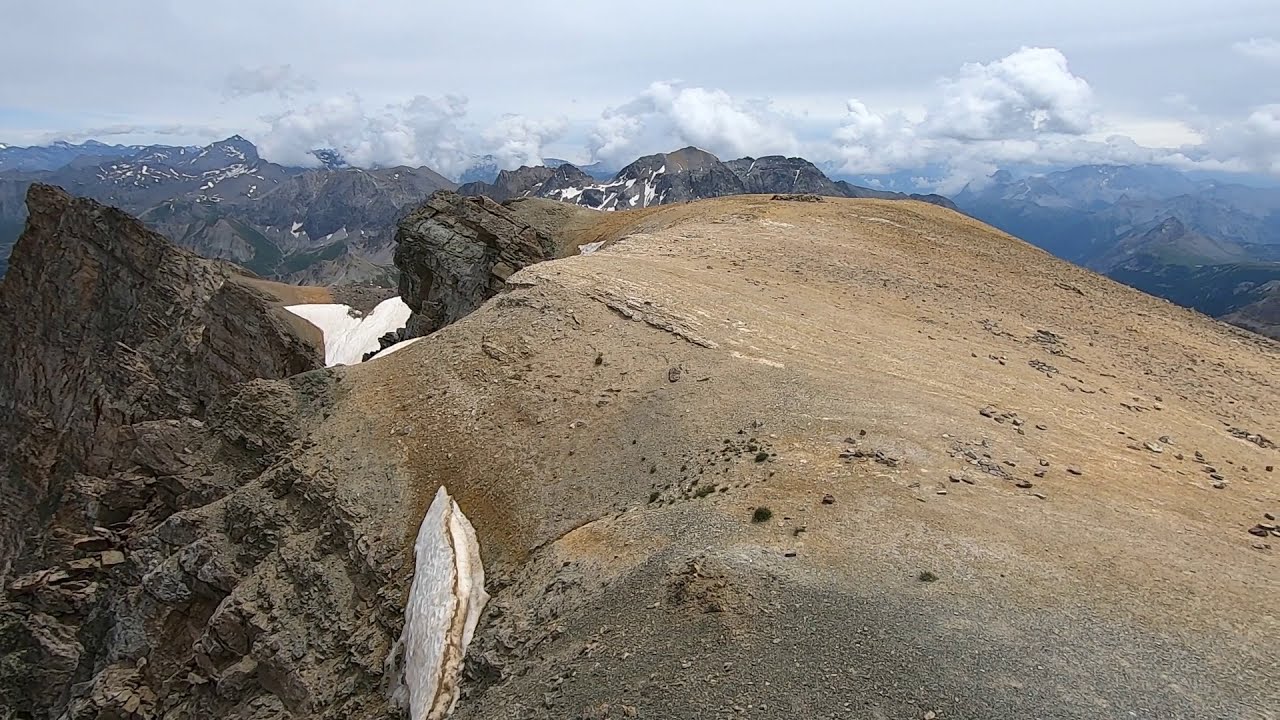 Hautes-Alpes. Serre Chevalier-Briançon Vallée