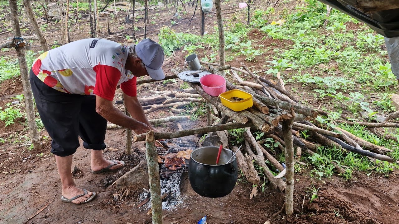 Um simples almoço na roça do zezinho 🌧 depois das fortes chuvas que caíram aqui na caatinga 