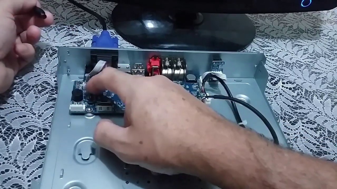 COMO HABILITAR OU DESABILITAR O BOT&Atilde;O DE RESET NO DVR MHDX 1104 ,MHDX 1108 E MHDX 1116 INTELBRAS