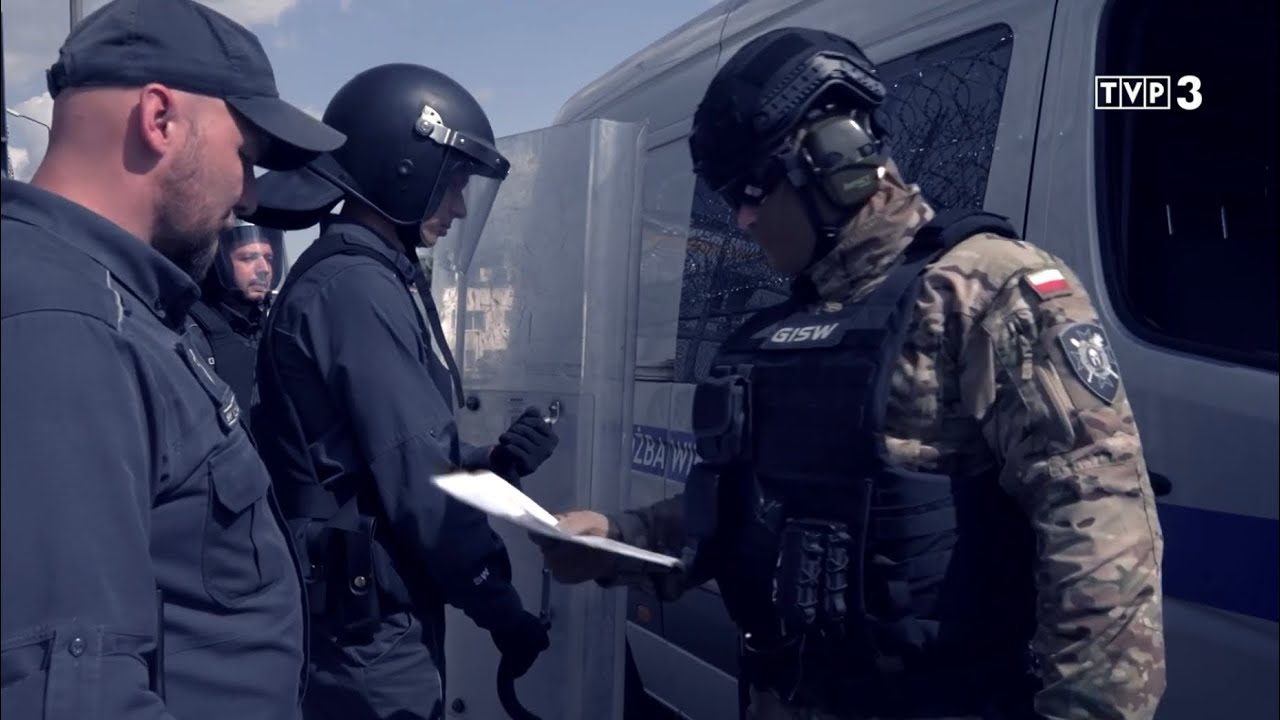 ZAMKNIĘTY ŚWIAT 32 [Konwojowanie osadzonych]