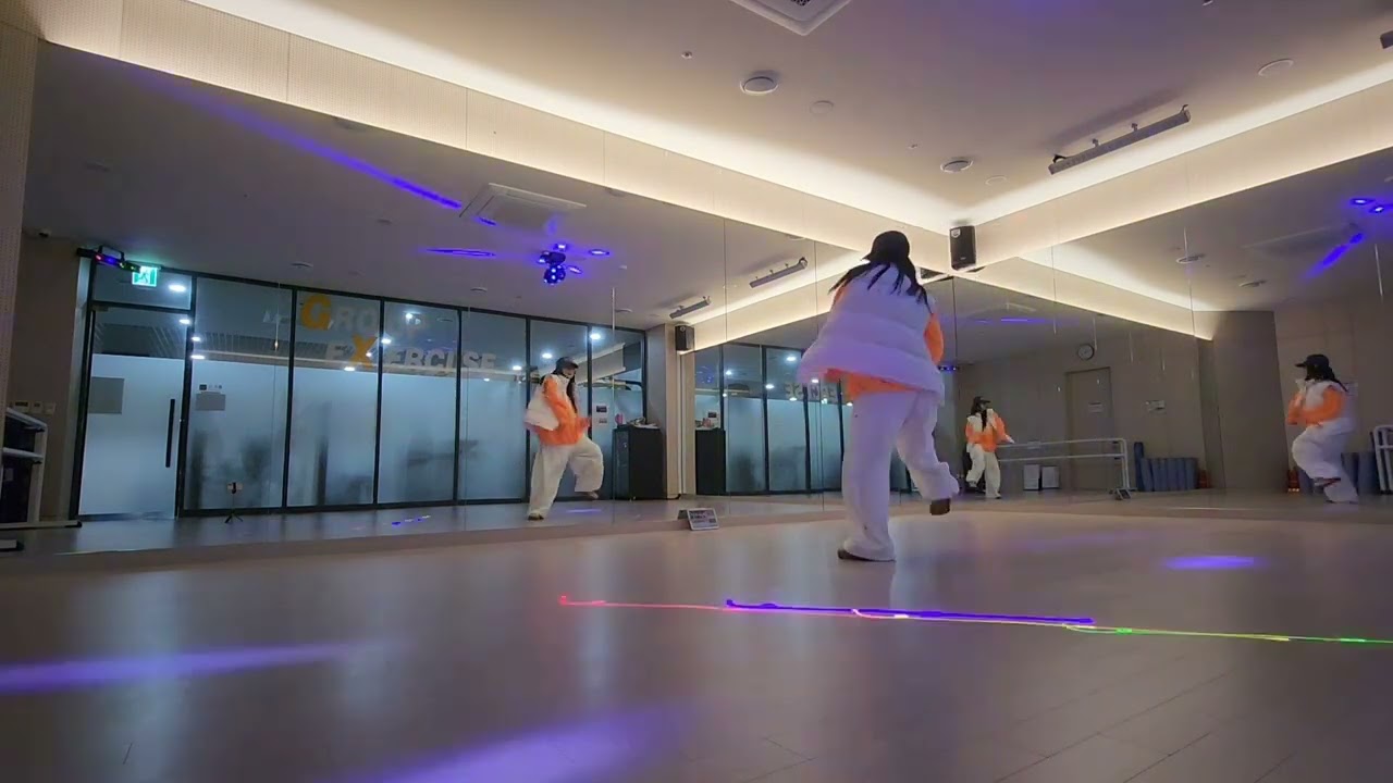터보 스키장에서 다이어트댄스 #다이어트댄스 #헤이지니쌤 #터보스키장에서 #스키장에서 #소울무브댄스작품 #겨울