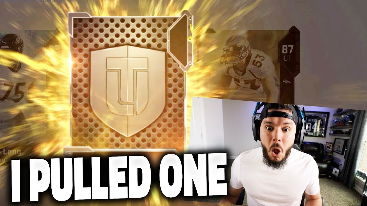 I PULLED A ULTIMATE LEGEND!! Madden 19 Pack Opening
