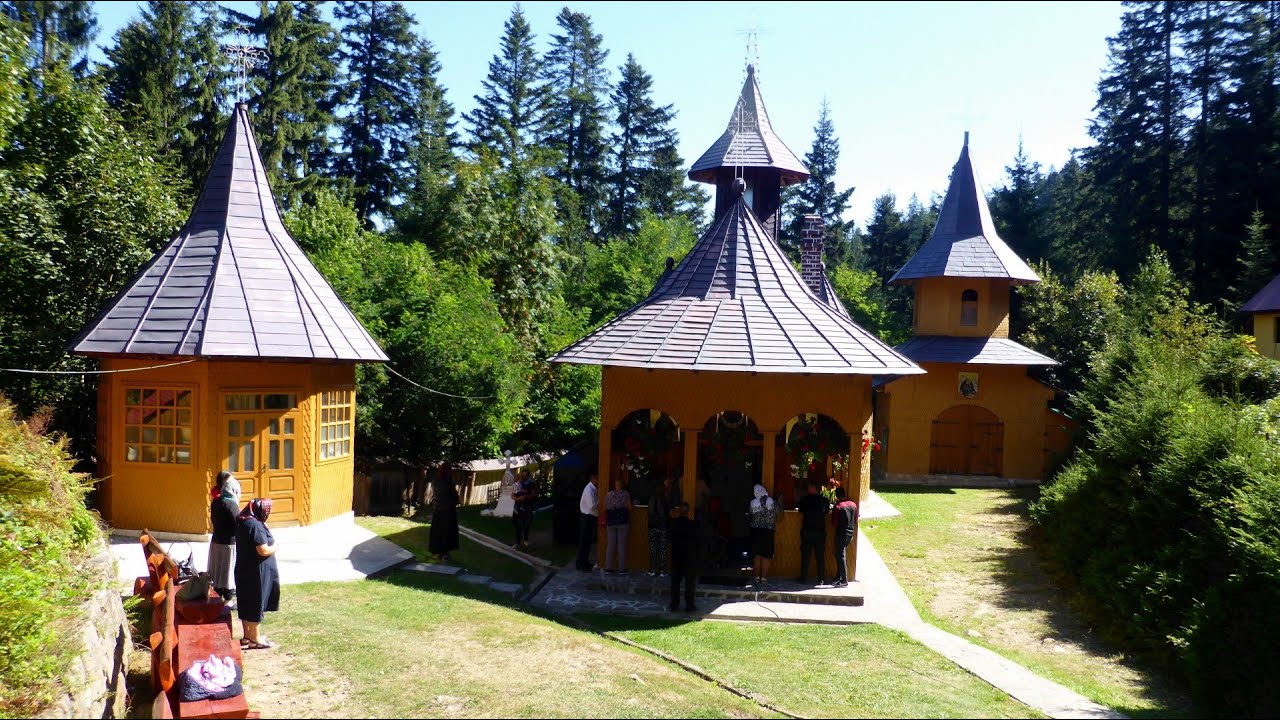 Schitul SF&Acirc;NTUL DANIIL SIHASTRUL - R&acirc;pa lui Coroi (Județul Neamț, Rom&acirc;nia)