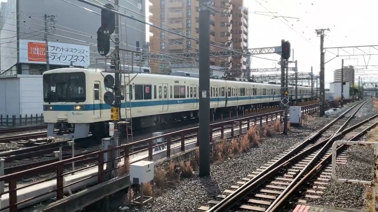 3月9日　小田急8000形8253F+8053Fが藤沢駅に到着停車するシーン