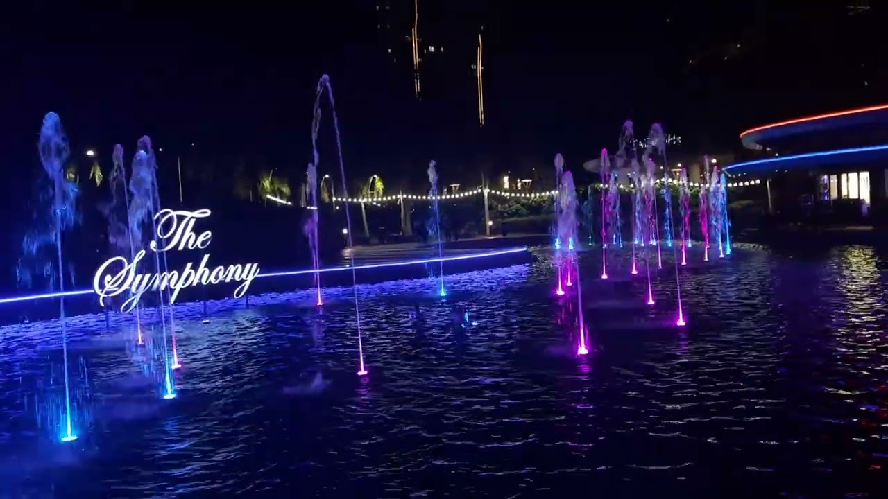 Ioi city mall fountain show (2/2)