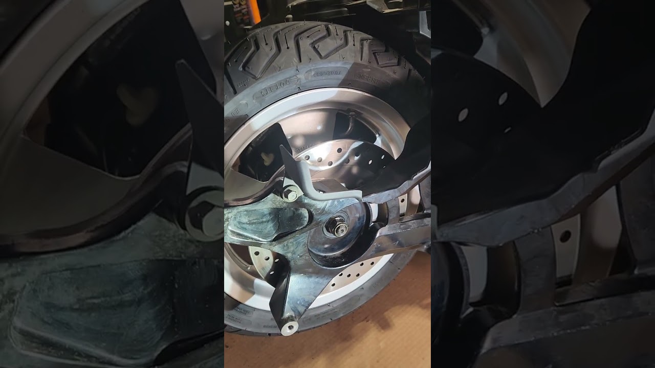 Yamaha Morphous Rear Wheel Install and Removal