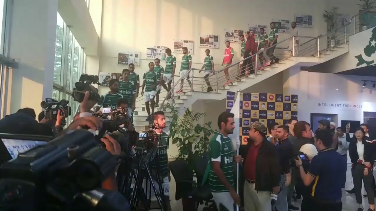 Haier Pakistan sponsors Pakistan Hockey team and unveils Pakistan Hockey's  revamed kits