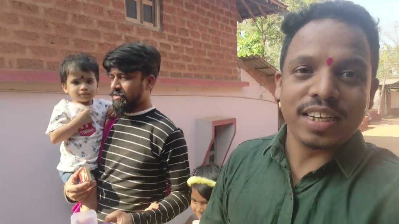 होळी वरची सार्वजनिक पूजा🙏 पूजेला बनवली काजूची😋😋😋 भाजी