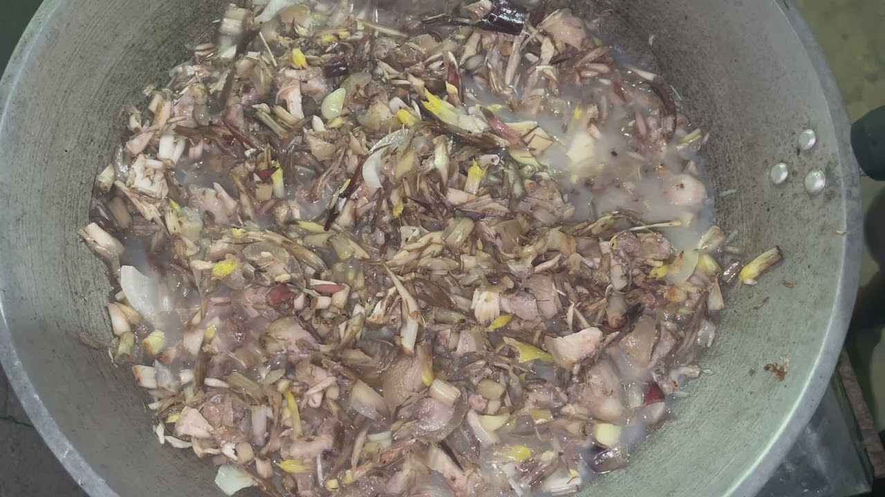 Жареные банановые сердечки со свининой и подсластителем