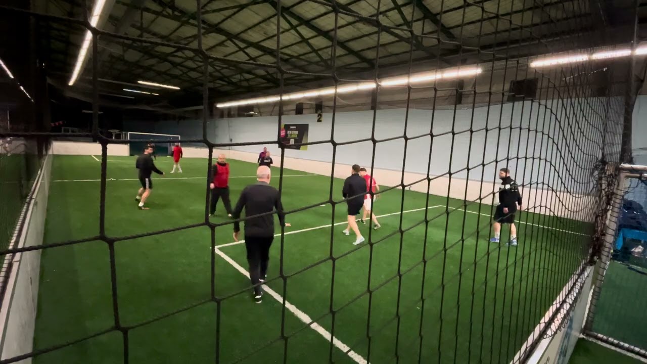 2. Spiel schwarz vs. rot