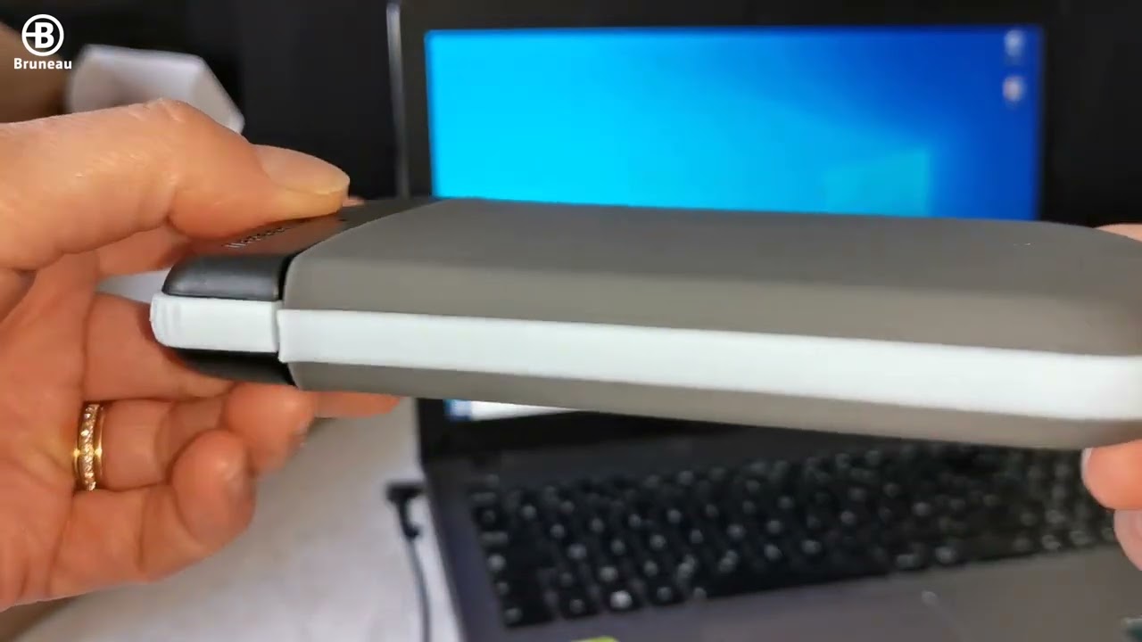 Tests clients : le disque dur portable Freecom Tough Drive 1 To - Bruneau