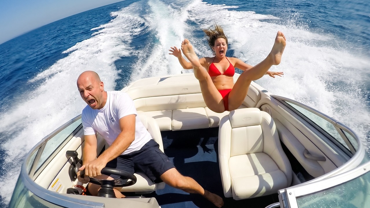 Idiots In Boats Caught On Camera