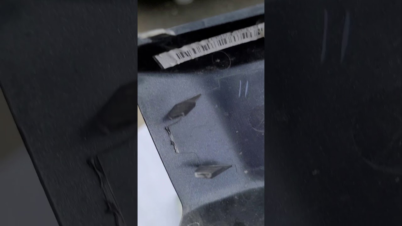 Replacing fog light trim on Range Rover Sport without removing front bumper