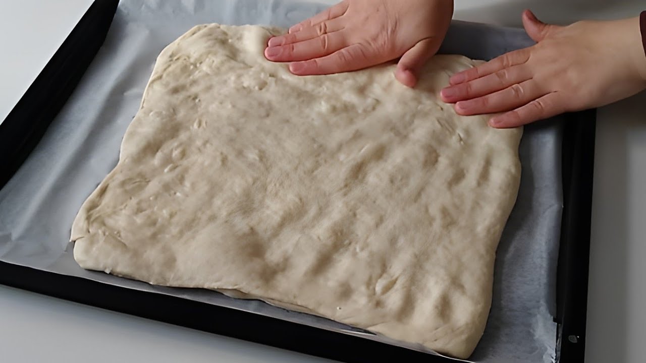 SADECE 2 BEZE‼️MİLFÖY GİBİ KAT KAT PUL PUL💯SAATLERCE UĞRAŞMADAN EL AÇMASI BÖREK YAPMAK BUKADAR KOLAY
