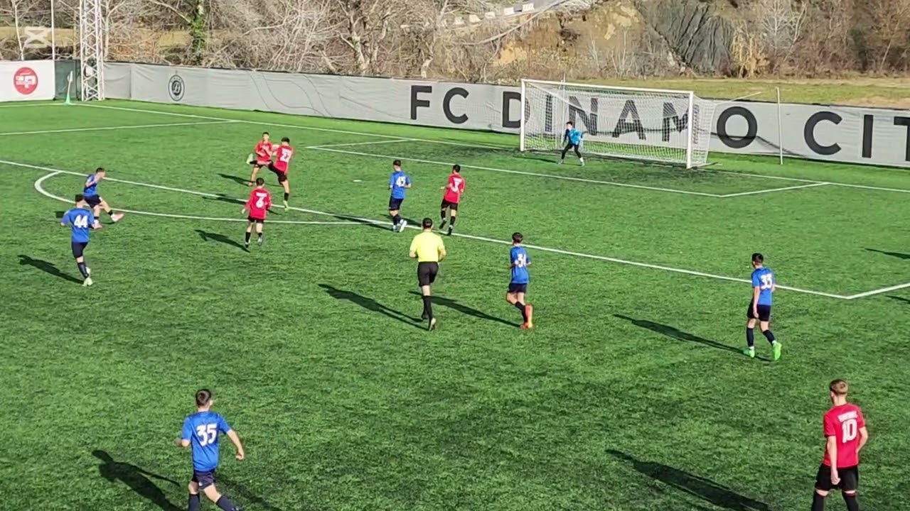 Dinamo City - Flamurtari, Pjesa e Parë