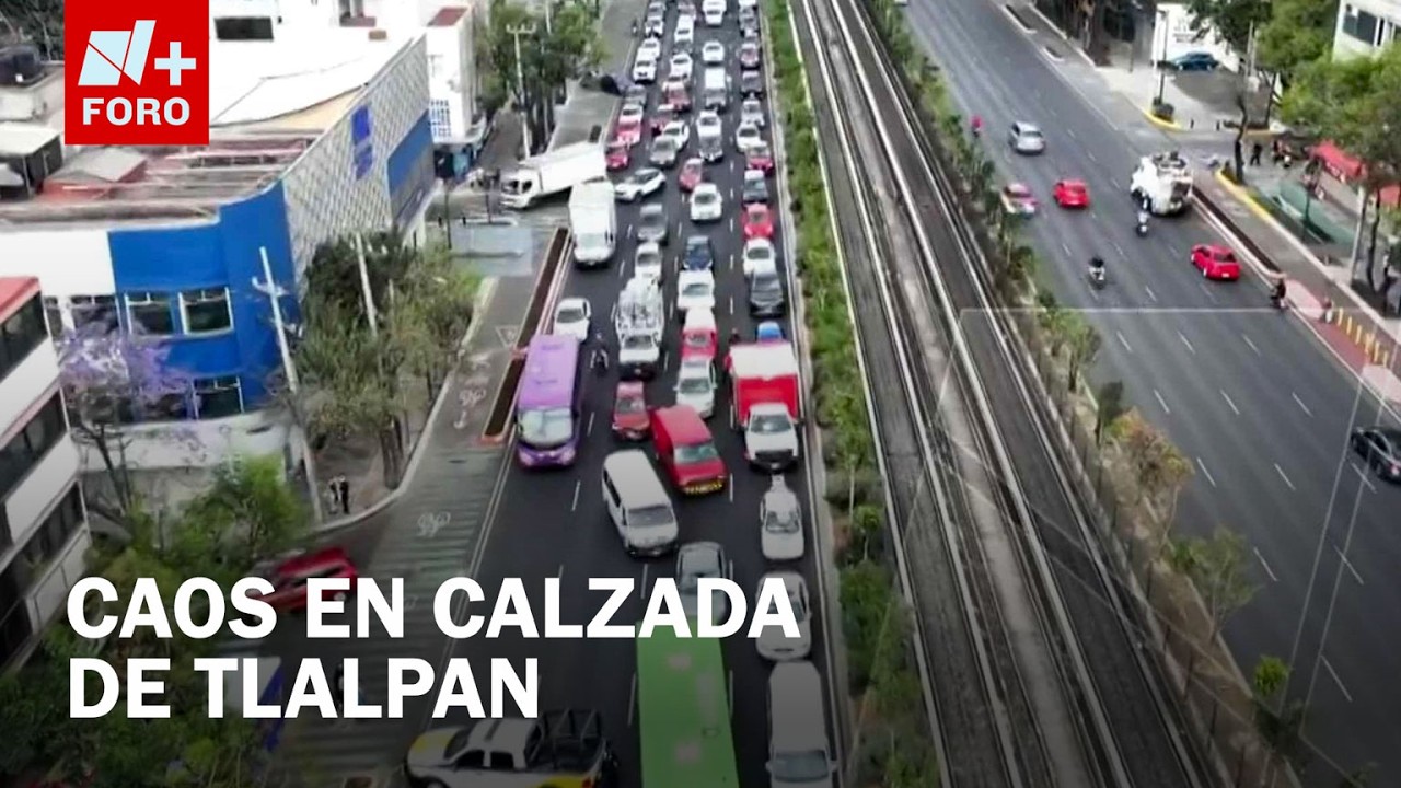 Bloqueo de trabajadores colapsa calzada de Tlalpan en CDMX