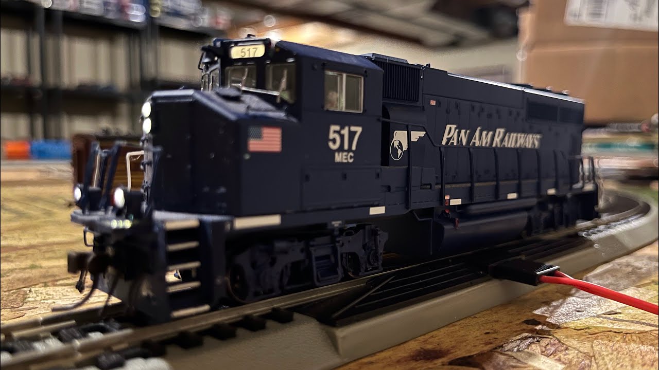Reviewing My Christmas Haul /W Unboxing Atlas Pan Am Railways GP40-2W DCC & Sound 