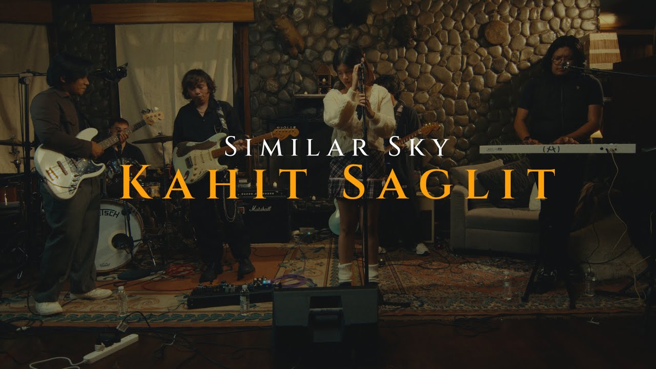 Kahit Saglit (The Cozy Cove Live Session) - Similar Sky