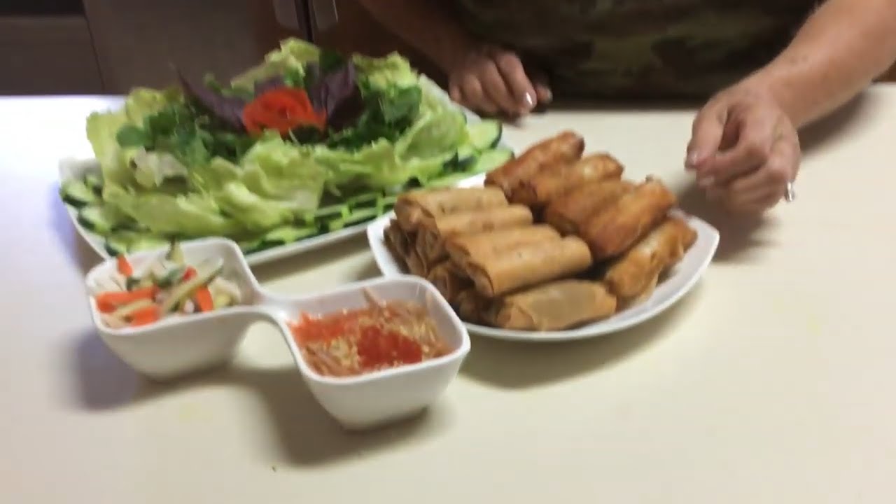 Cách làm CHẢ GIÒ VIỆT NAM nhanh gọn lẹ by Bé Bự